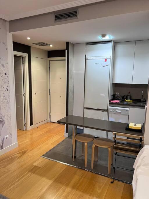 Relajate Despues De Patear Madrid 아파트 외부 사진